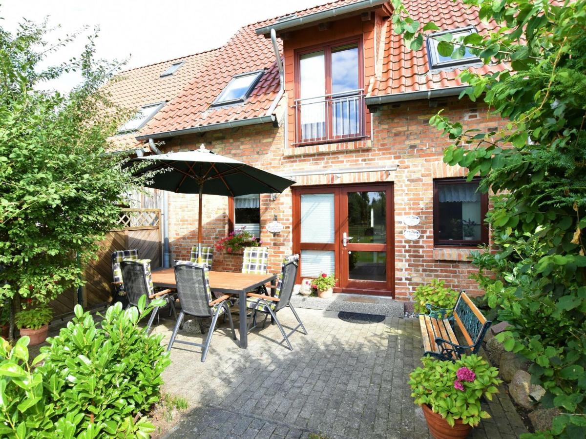 Fabulous In Near Sea Holiday home Thorstorf